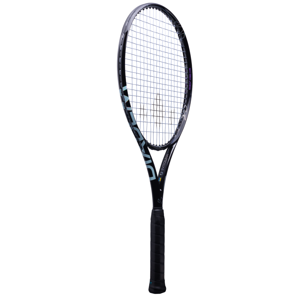 フィオナ・タン　VOX POPULI スイス 98_Axis_Svitolina_Signature_fr