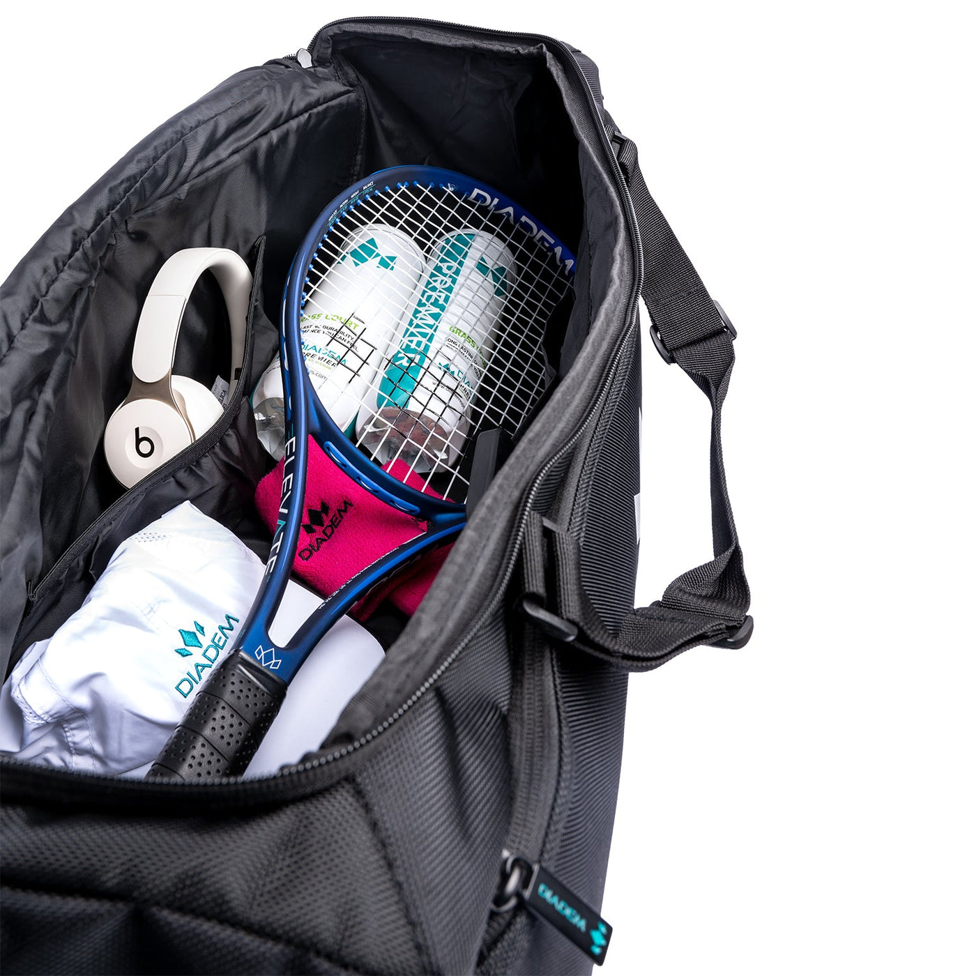 Tour v3 Duffel - Nova